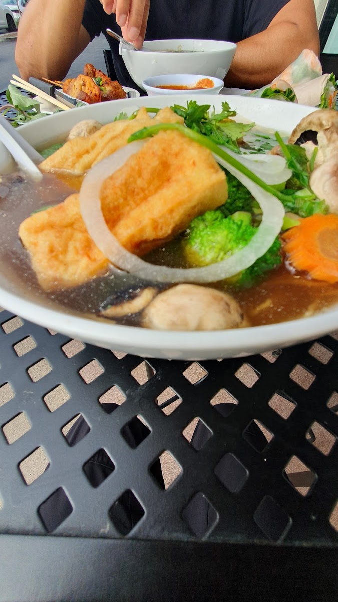 Pho Saigon Gem-10